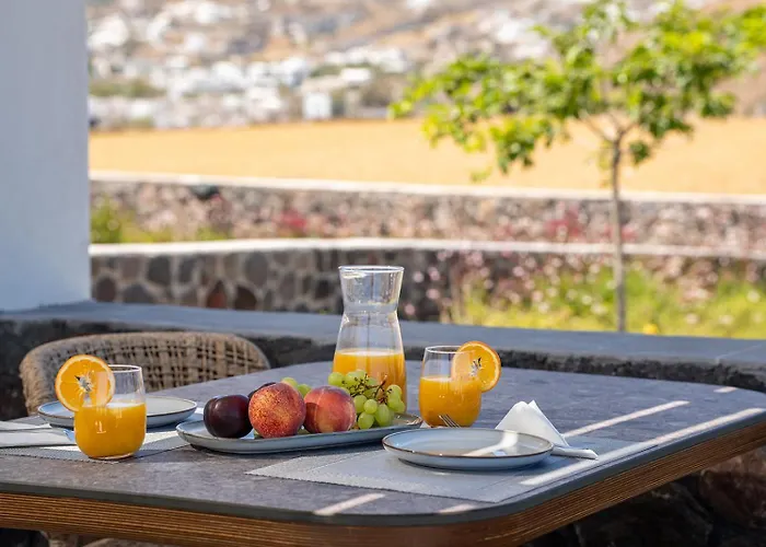 Platies Luxury Santorini Apartment *