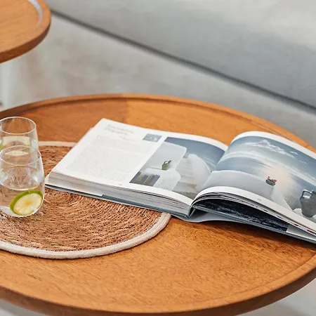 Platies Luxury Santorini Exo Gonia