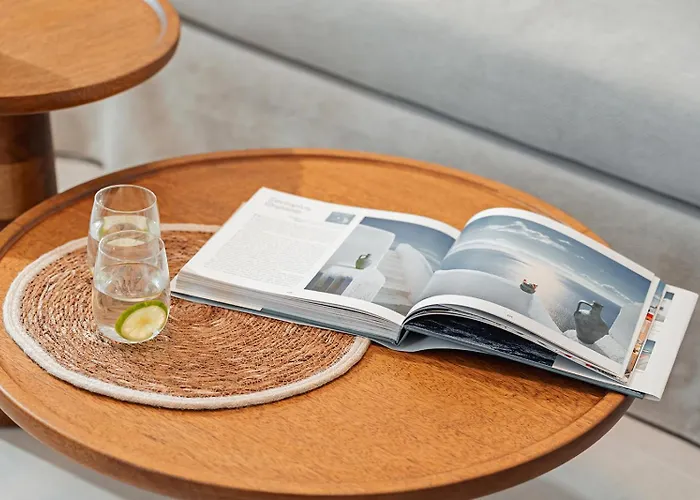 Platies Luxury Santorini Exo Gonia